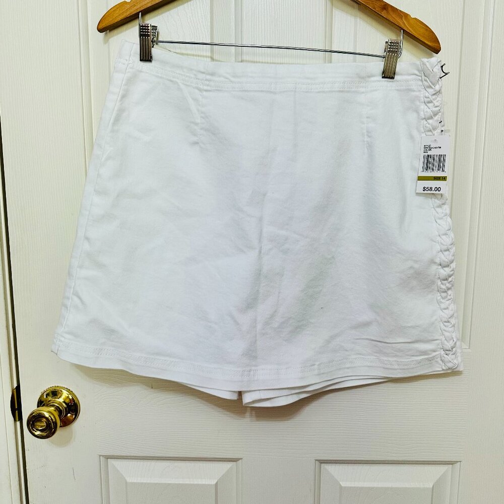 CURVE APPEAL WHITE DENIM FAUX WRAP SKORT WITH BRAIDED SIDE 14/32